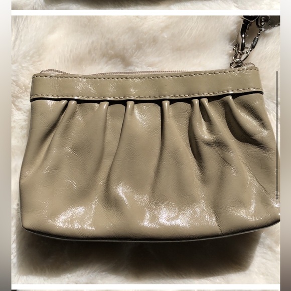 Coach Wristlet - Picture 2 of 6